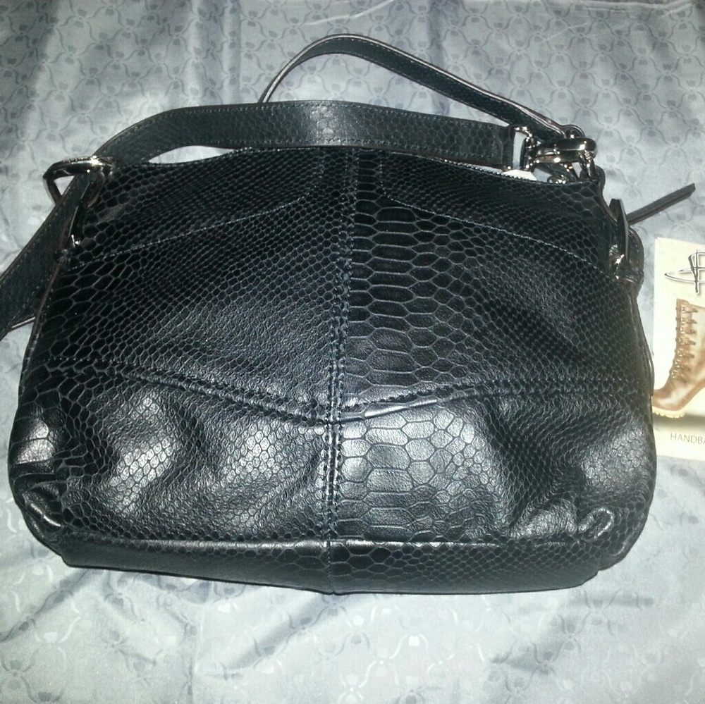 New b. Makowsky