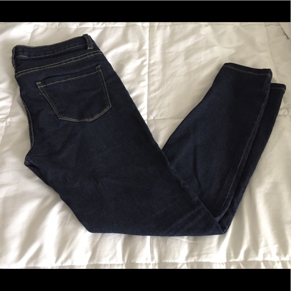 Forever 21 Jeans. - Picture 1 of 3