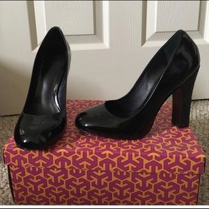 Tory Burch Colin Blk- In time for NYE