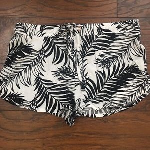Black & White print Shorts
