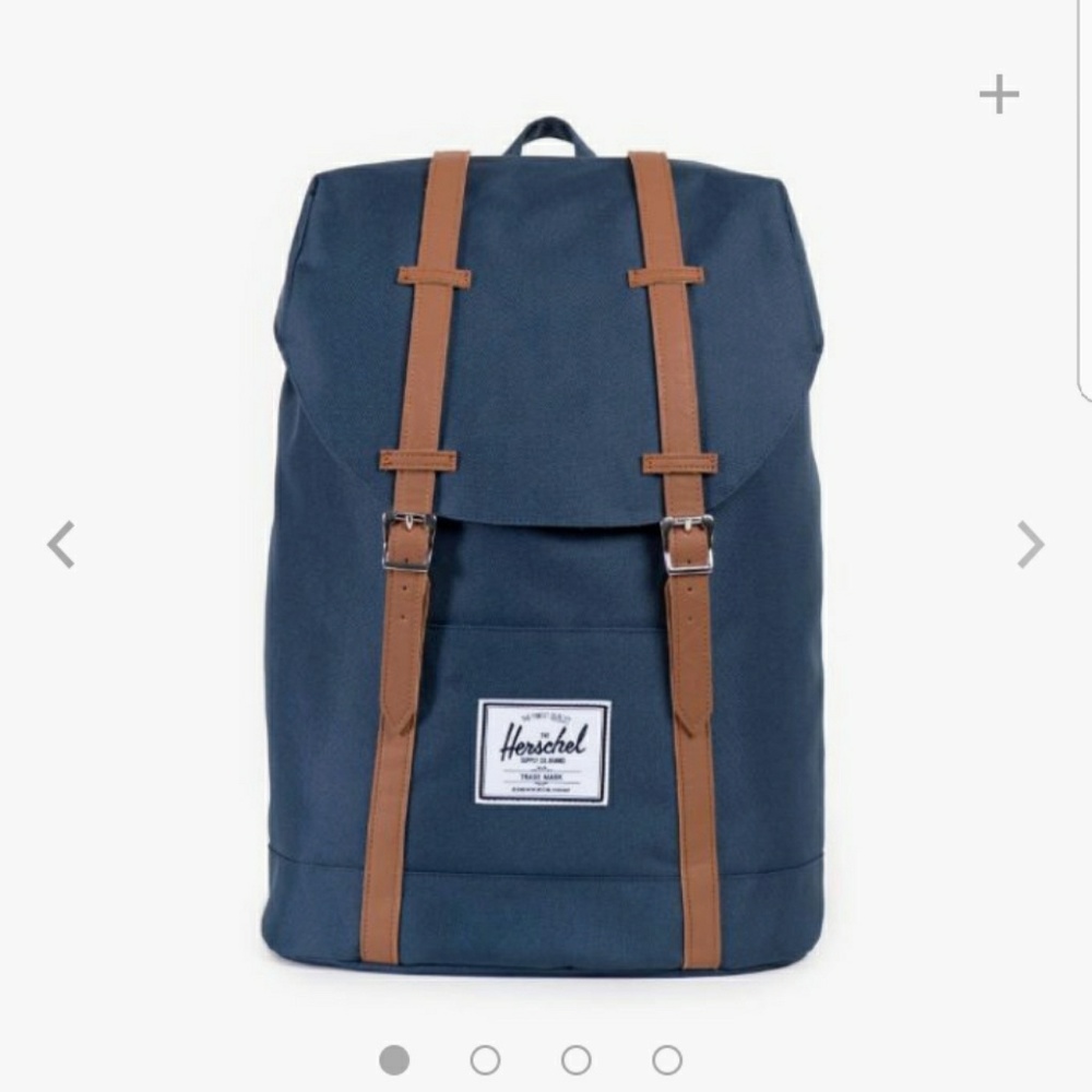 NWT Herschel Retreat backpack in navy/tan