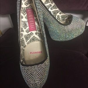 Bordello irodescence Rhinestone Heel