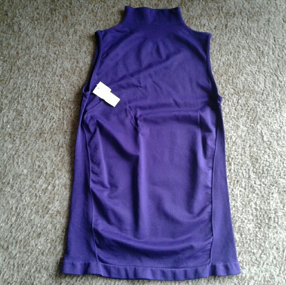 ~Purple sleeveless top~ - Picture 1 of 1