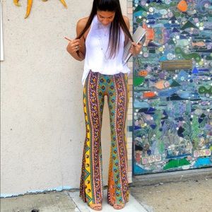 Novella Royale Bells