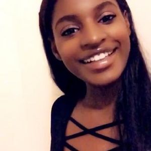 Meet your Posher, Eliana