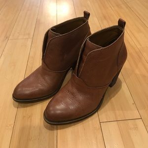 Lucky Brand Ehllen Booties
