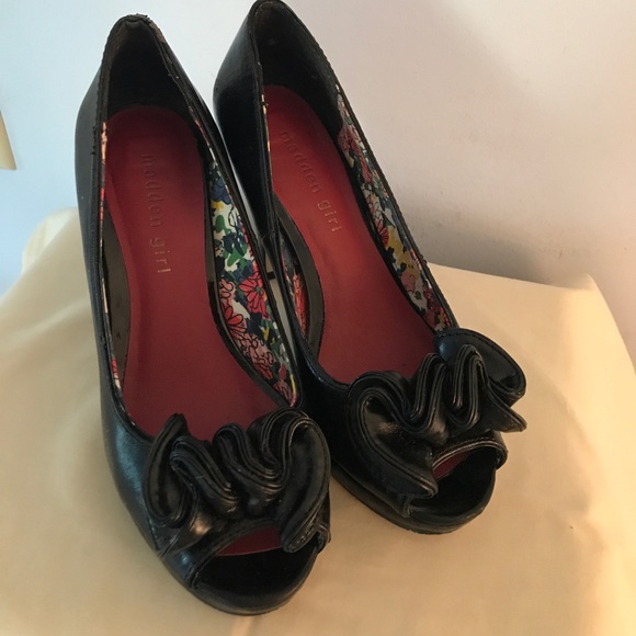 Madden Girl Heels - Picture 1 of 6