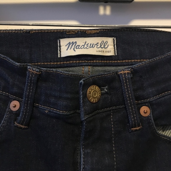 Madewell 8" Skinny Jeans - Picture 3 of 5