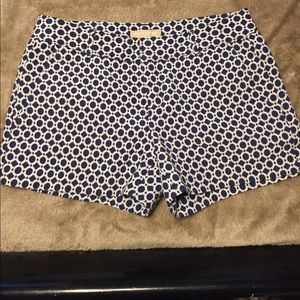 Banana republic navy and white shorts