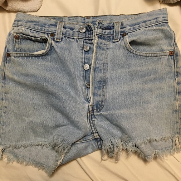 Levi's Pants - Levis women's vintage destroyed jeans Sz 3