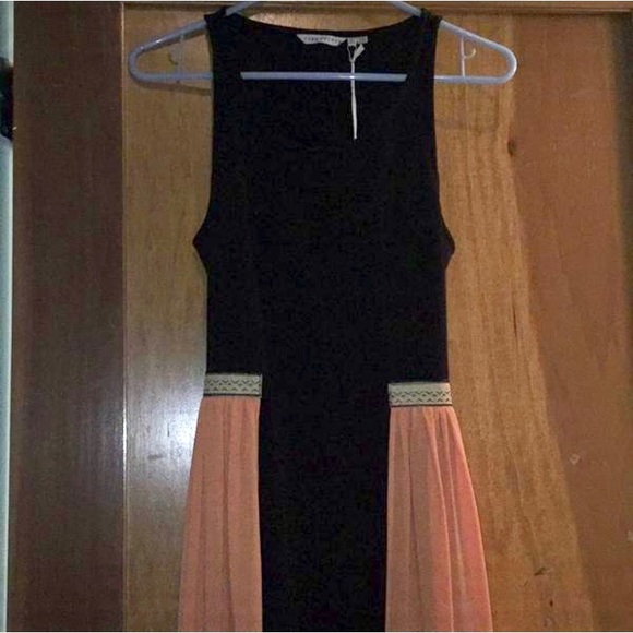 Pink Stitch Tula Dress - Picture 4 of 8