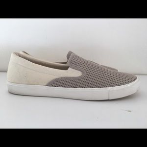 Men’s shoes