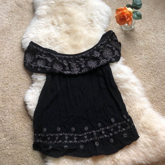 Francesca's Collections Tops - 3/$21! Ayla (Francecsa’s) blouse