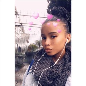 Meet your Posher, Destiny