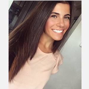 Meet your Posher, Carlie
