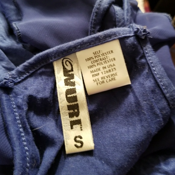 *BOGO🌹Super Cute Ruffle Top🌹 - Picture 5 of 6