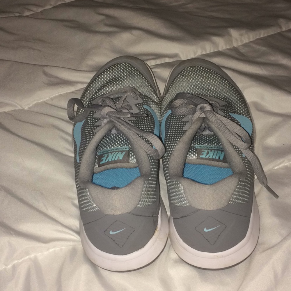 🎀PRICE DROP!!!🎀Nike shoes