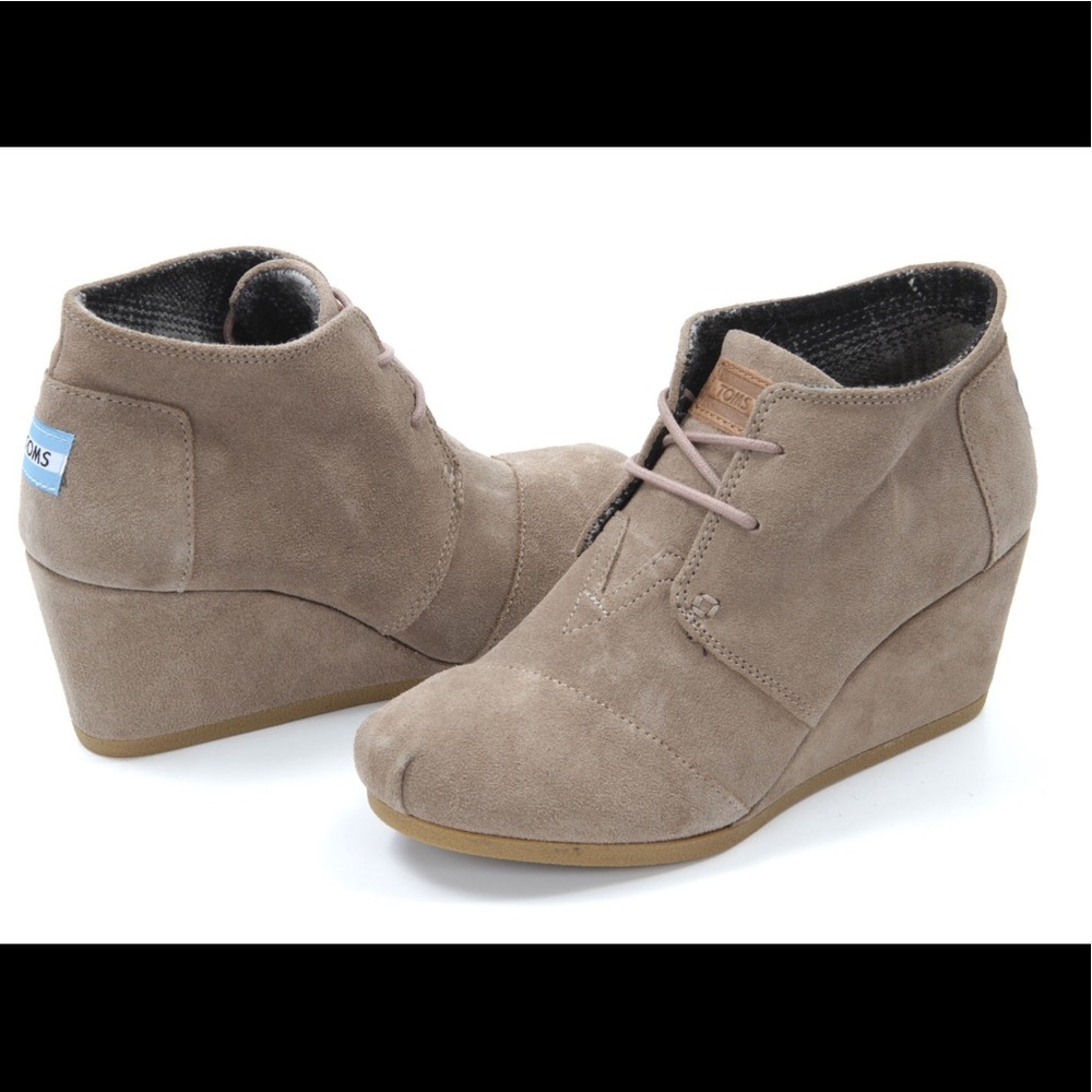 TOMS Desert Wedge Bootie Taupe Suede