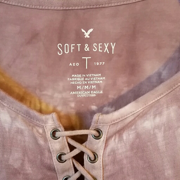 AEO Lace Up Tee - Picture 4 of 4