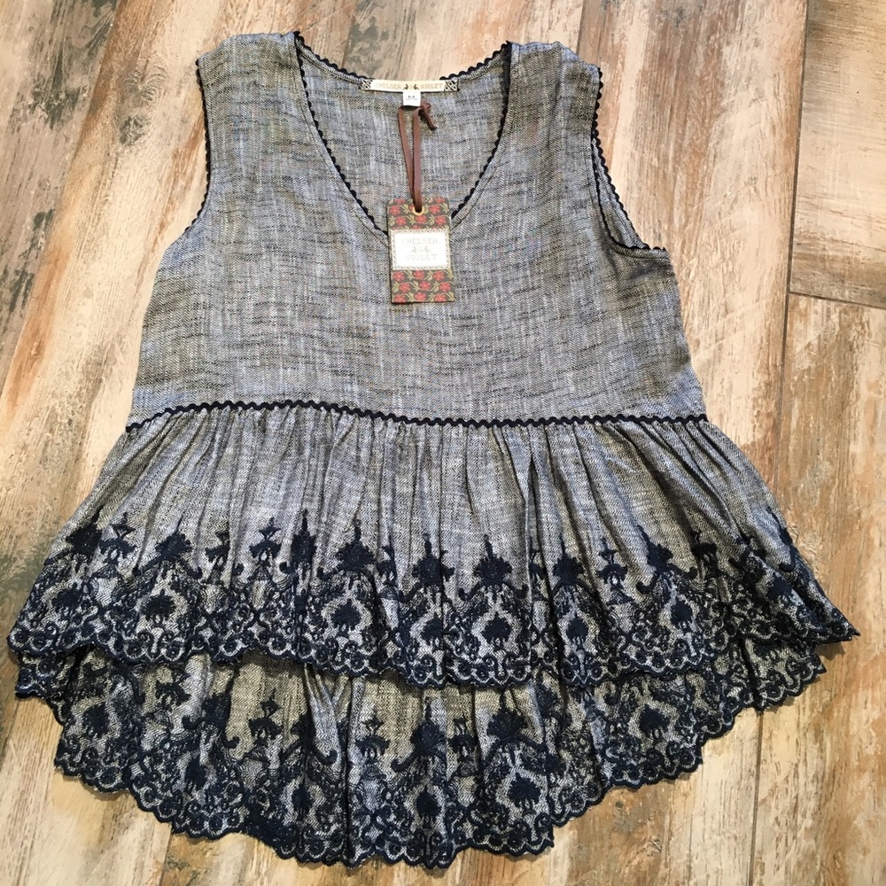 Chelsea & Violet top