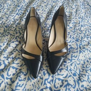 Nine West black pumps