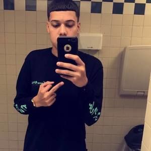 Meet your Posher, Eddie