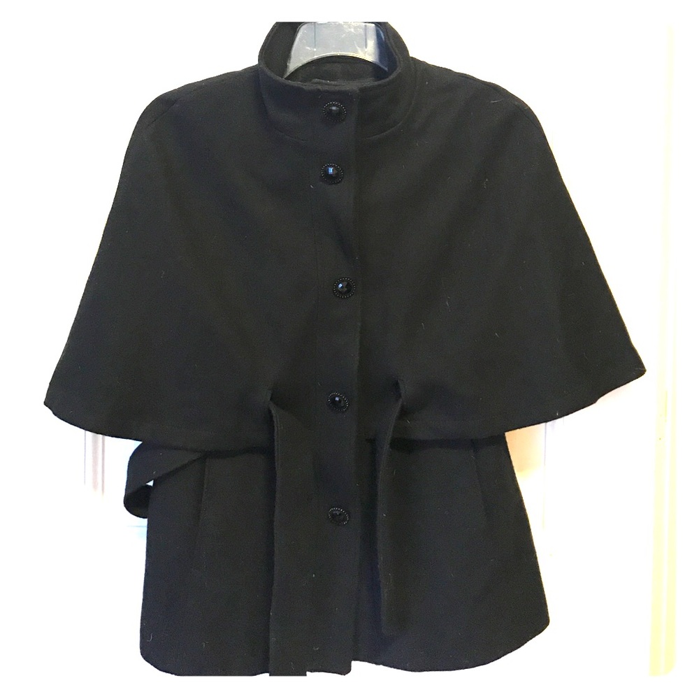 Betsey Johnson Cape Black