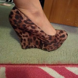 Leopard heels