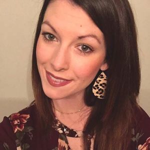 Meet your Posher, Kendra