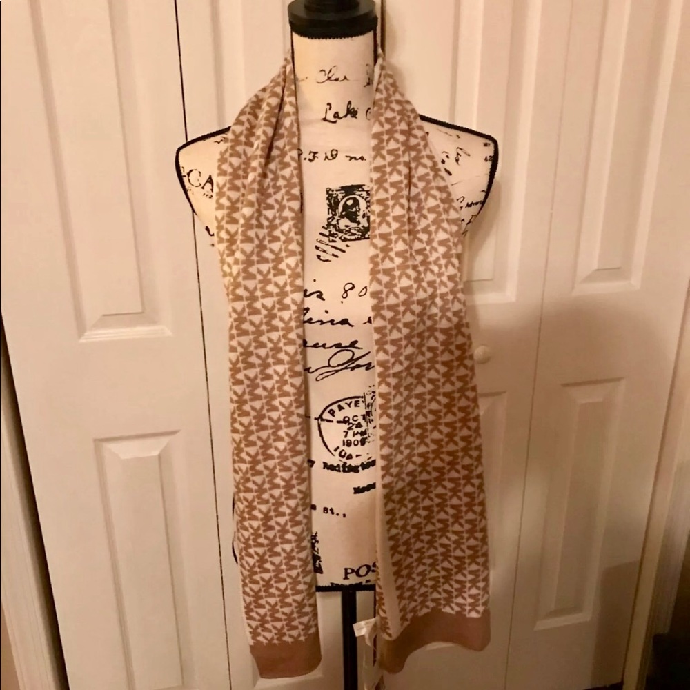Michael Kors Scarf