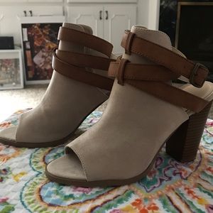 Amellia Heeled Open Toe Shoes