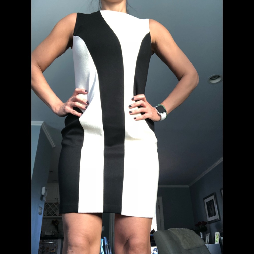 👗 Gorgeous Taylor dress black and gold shimmer 6