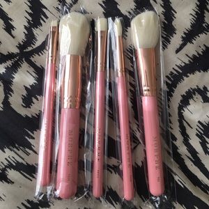 ! SOLD !! Morphe Brush Bundle