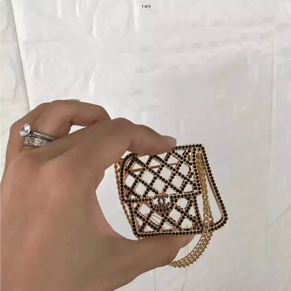 Chanel fall 2017 gold with black crystal pin