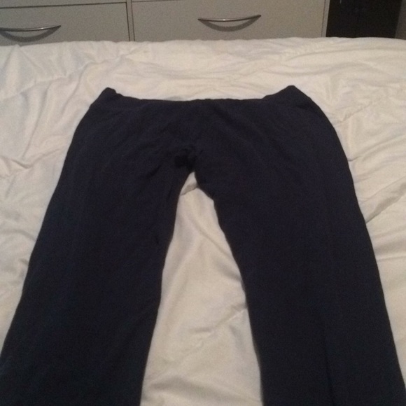 Aero sweatpants. - Picture 3 of 4