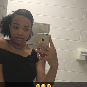 Meet your Posher, Keyana