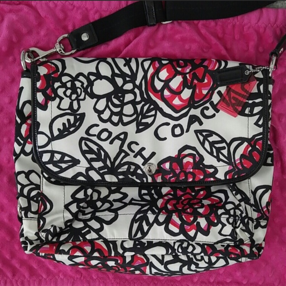 Authentic Coach Poppy Crossbody bag