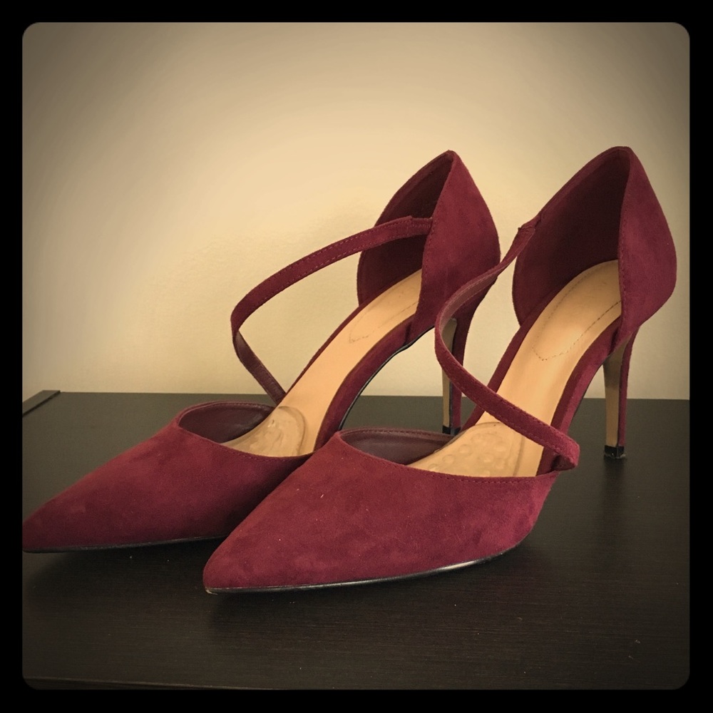 Aldo Burgundy Heel Size 8.5 - Picture 1 of 3