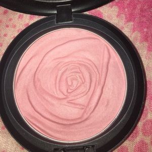 Like new Mac blush of youth