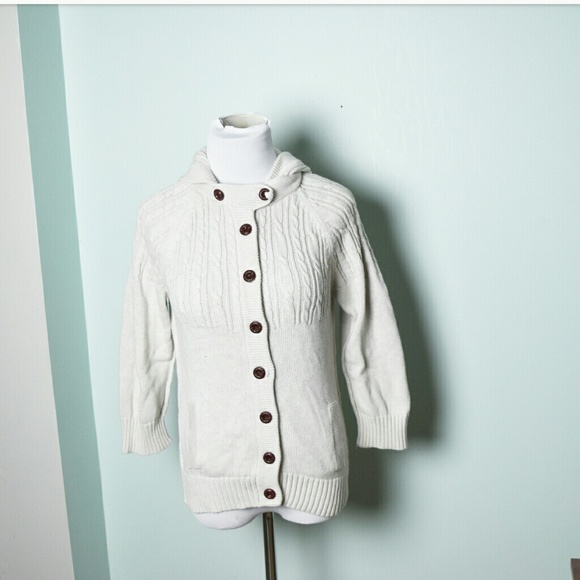 Sweaters - Super Cute White Medium Knit Button Sweater