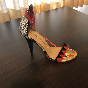 Chinese laundry heels. 5" heel