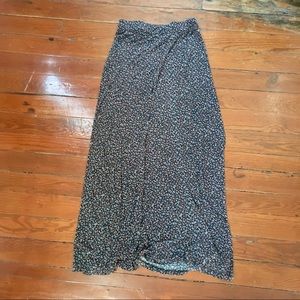 🥝 Brandy Melville Floral Maxi Skirt