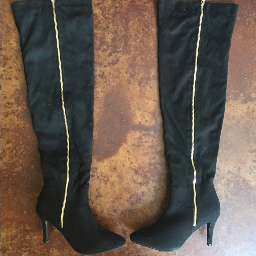 Black Microfiber Thigh High Pointy Toe Boots