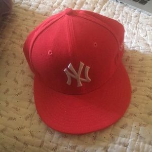 Vibrant NY Yankees baseball cap