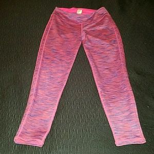 Like new Lilly Pulitzer Luxletic weekender legging