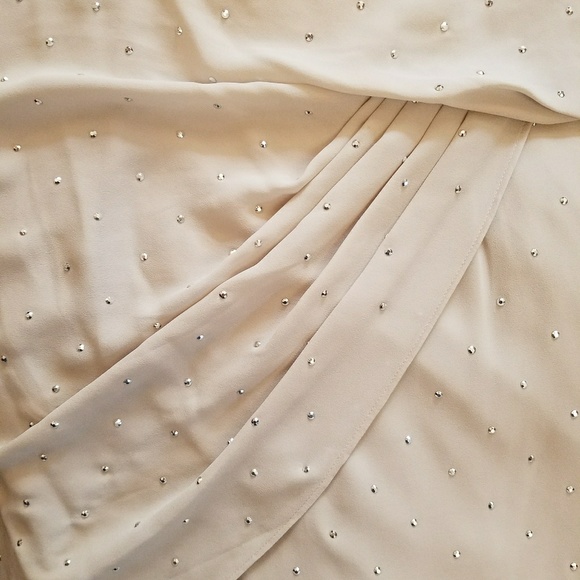 Express Dress - Picture 4 of 4