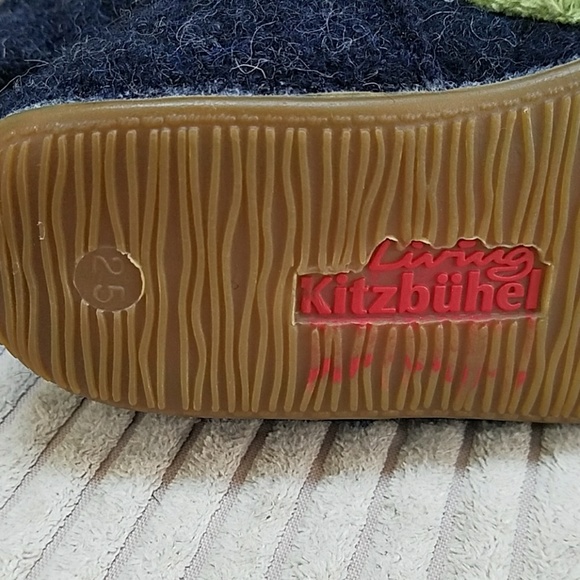 Dragon Slippers - Picture 7 of 8