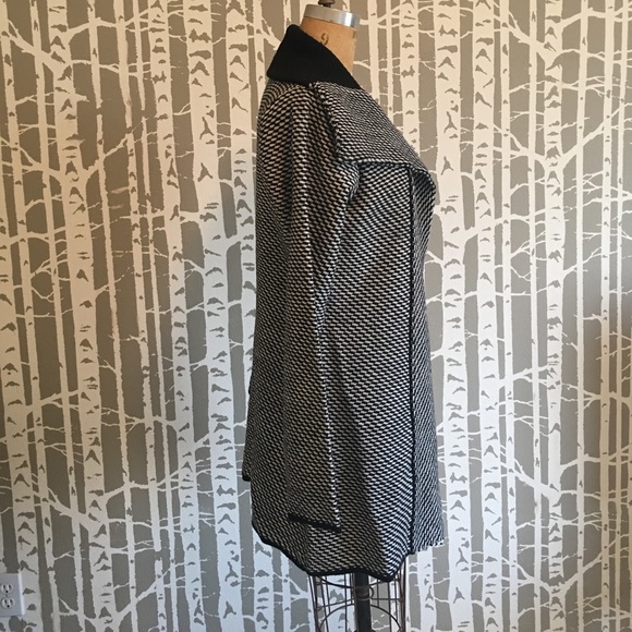 Jacket - Picture 2 of 6