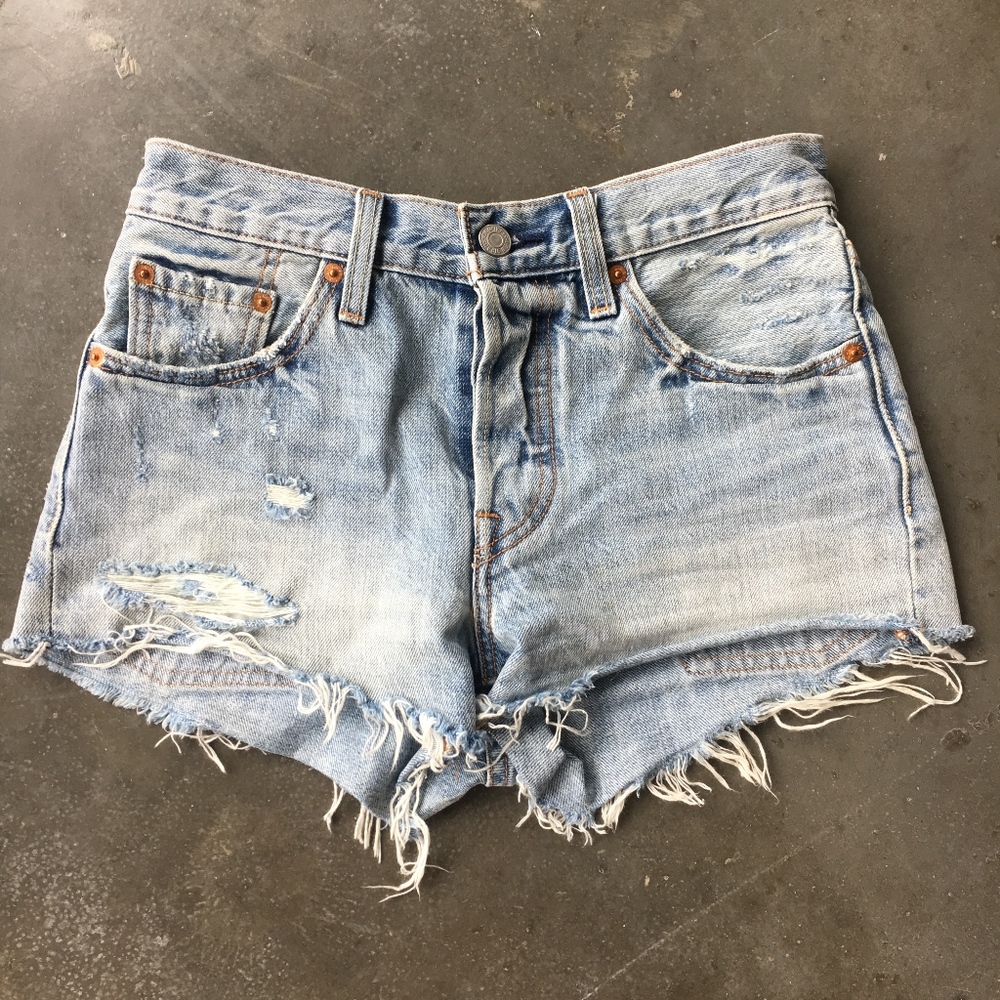 Levis cut off 501 shorts