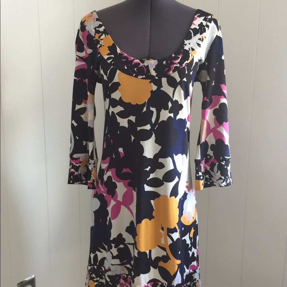 Diane Von Furstenberg Scoop Neck Dress